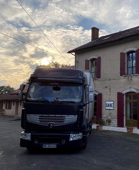 CDMS, spécialiste des manutentions et transport de charge lourde Déménagement à l'autre bout de la France avec CDMS